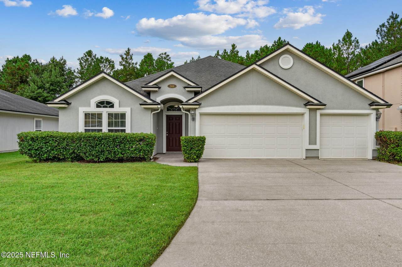 344 Adelaide Drive - Photo 1