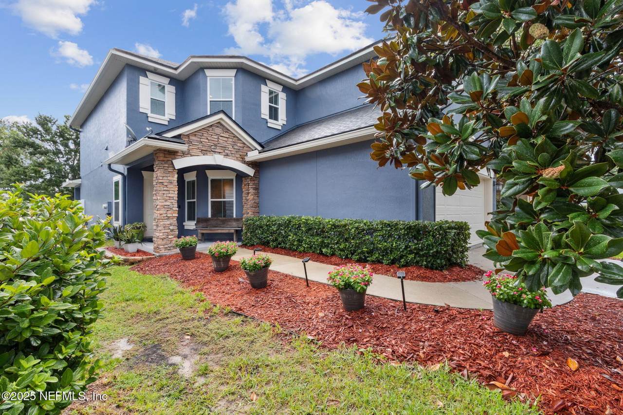 109 Woodland Greens Drive - Photo 1