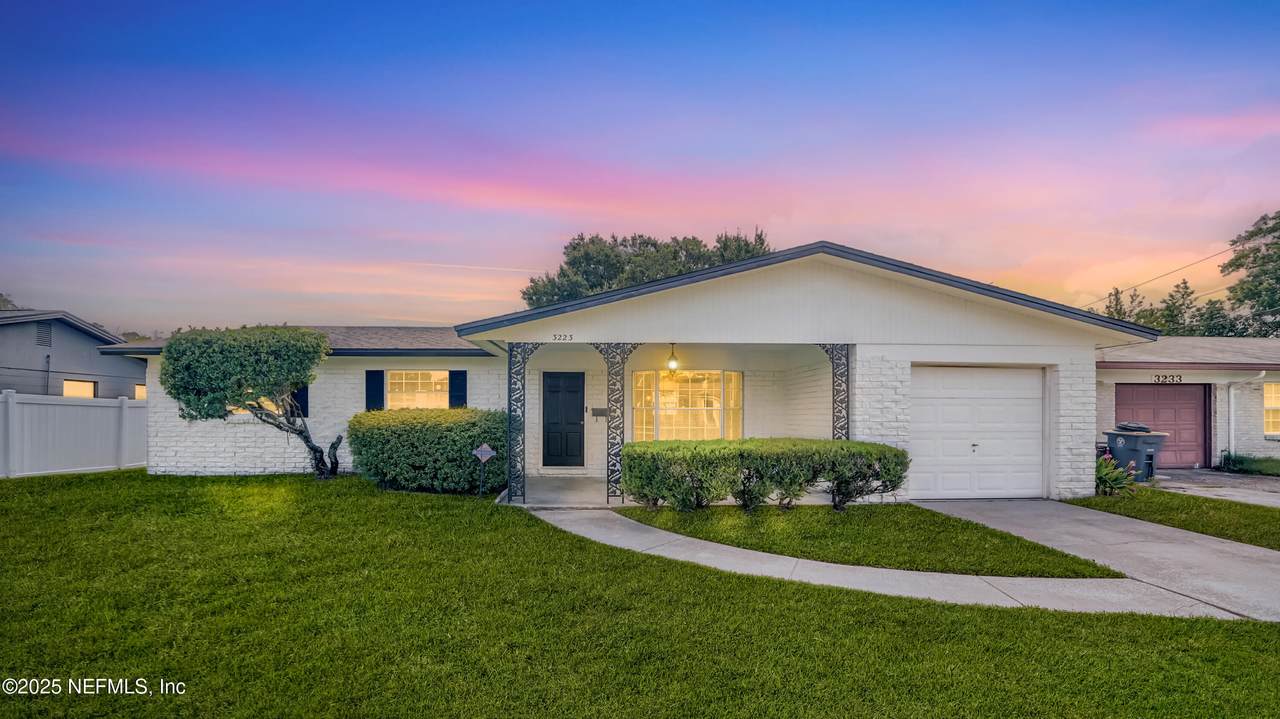 3223 Crosby Lane - Photo 1