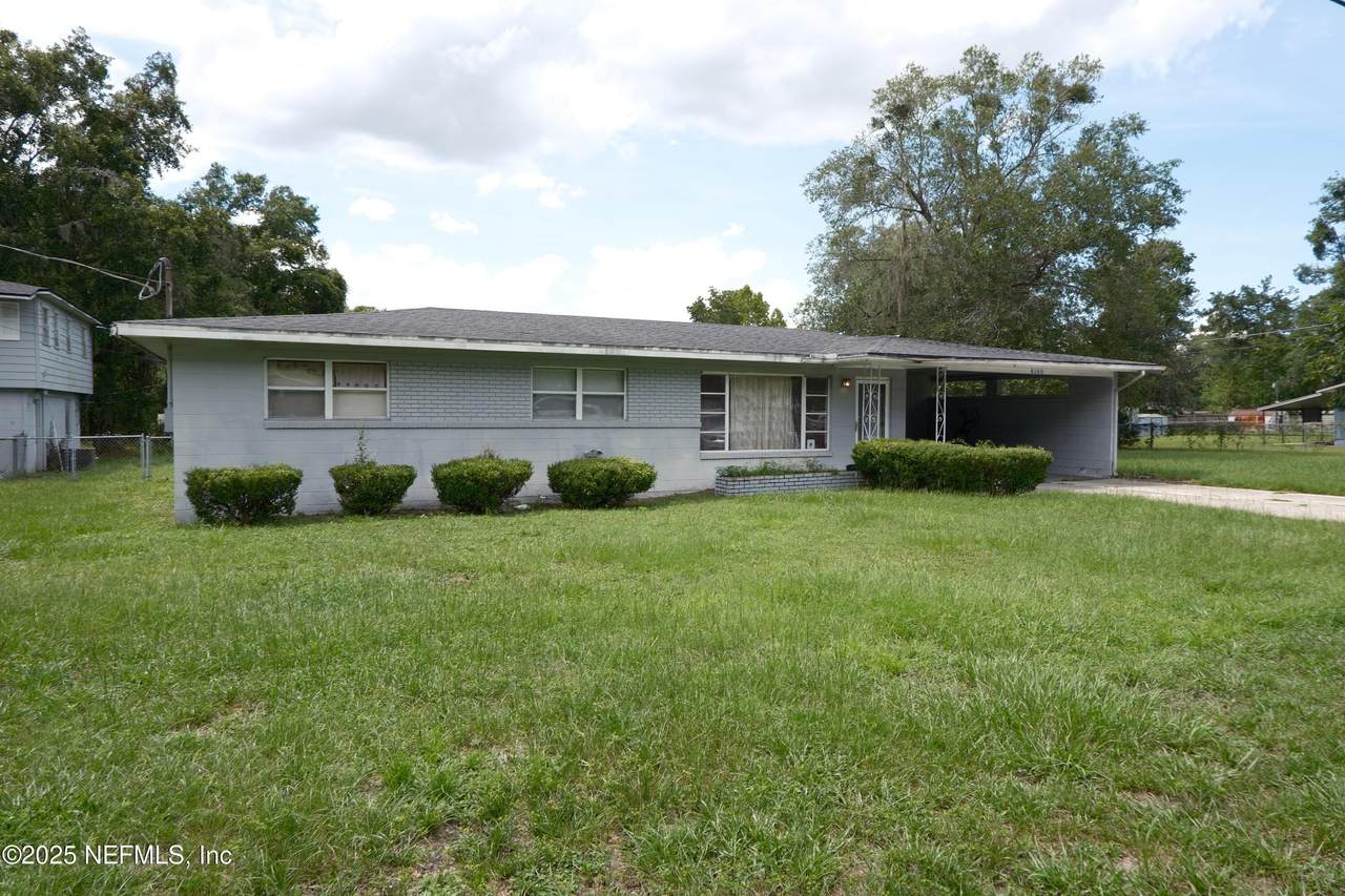 6100 Seaboard Avenue - Photo 1