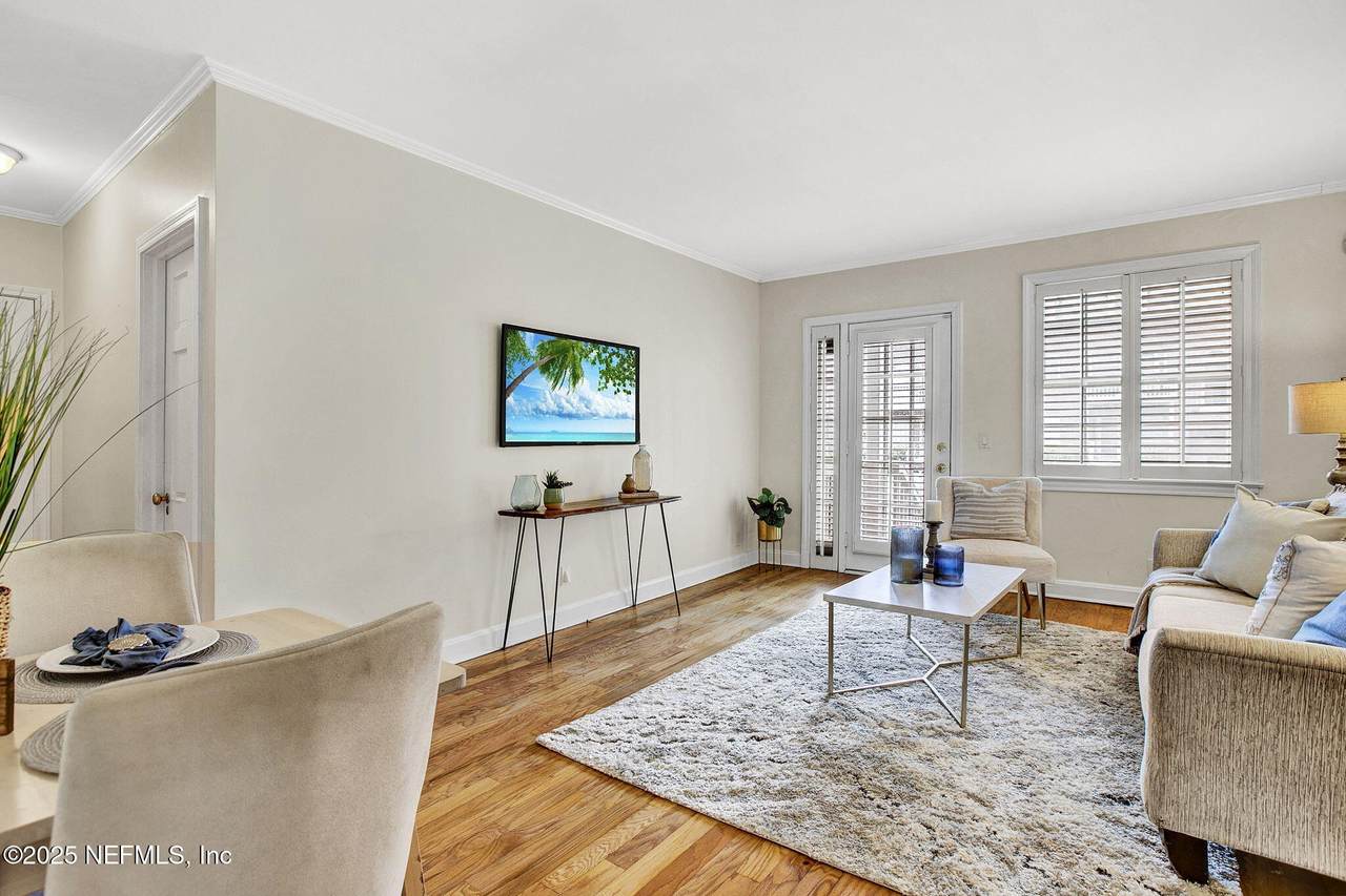 847 Lasalle Street - Photo 1