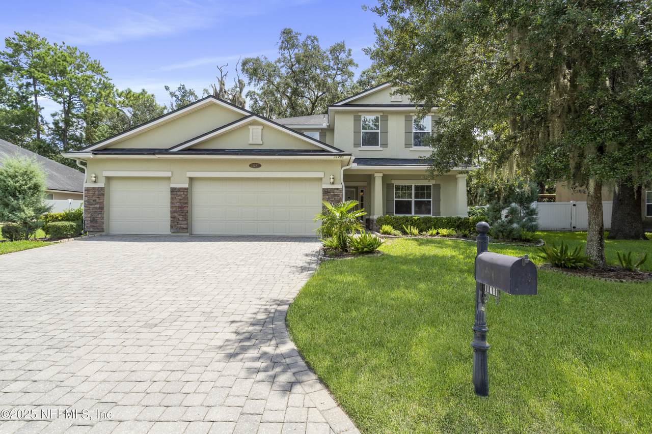 11781 Paddock Gates Drive - Photo 1