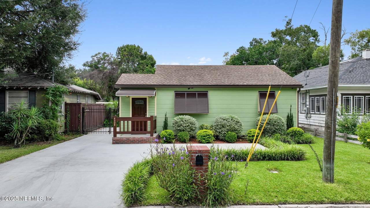 4508 Royal Avenue - Photo 1