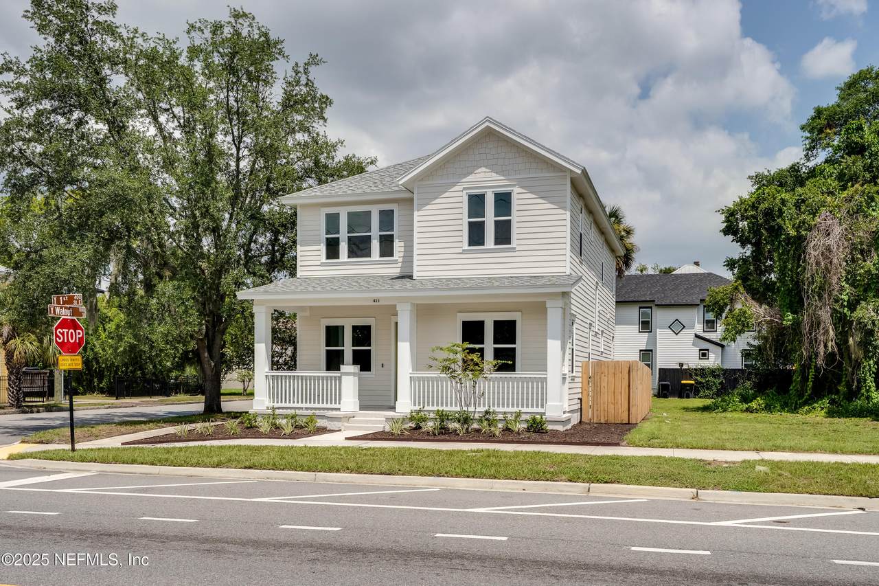 411 1ST Street - Photo 1