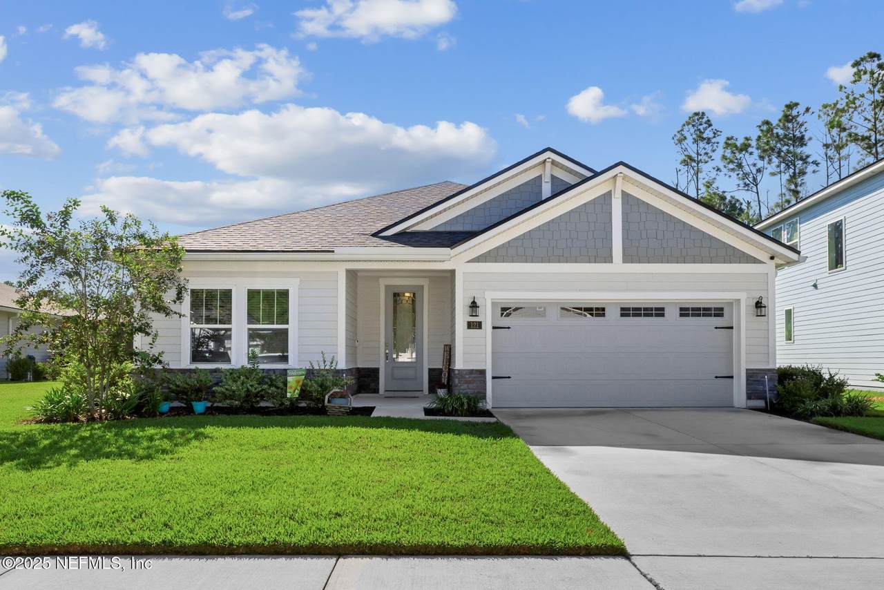 121 Willow Creek Court - Photo 1