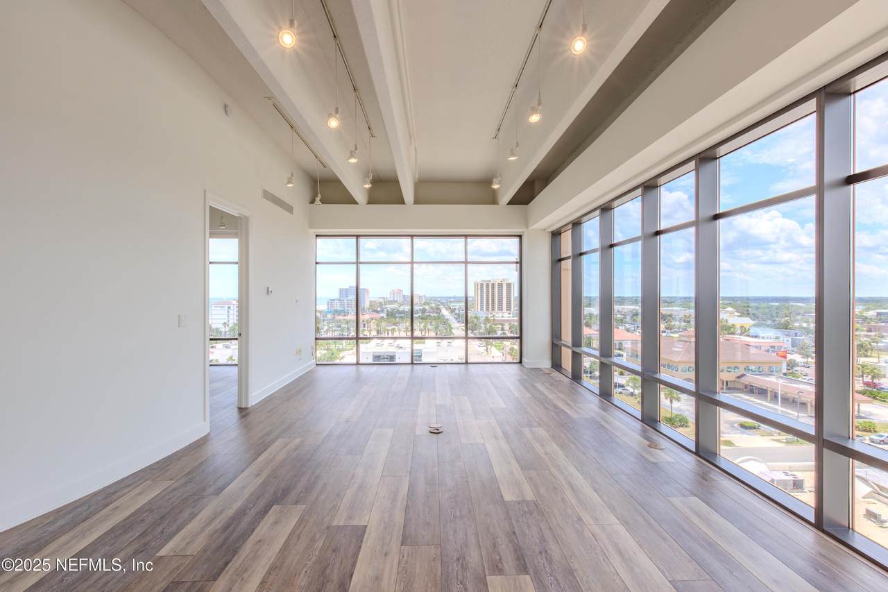 320 1ST Street - Photo 1