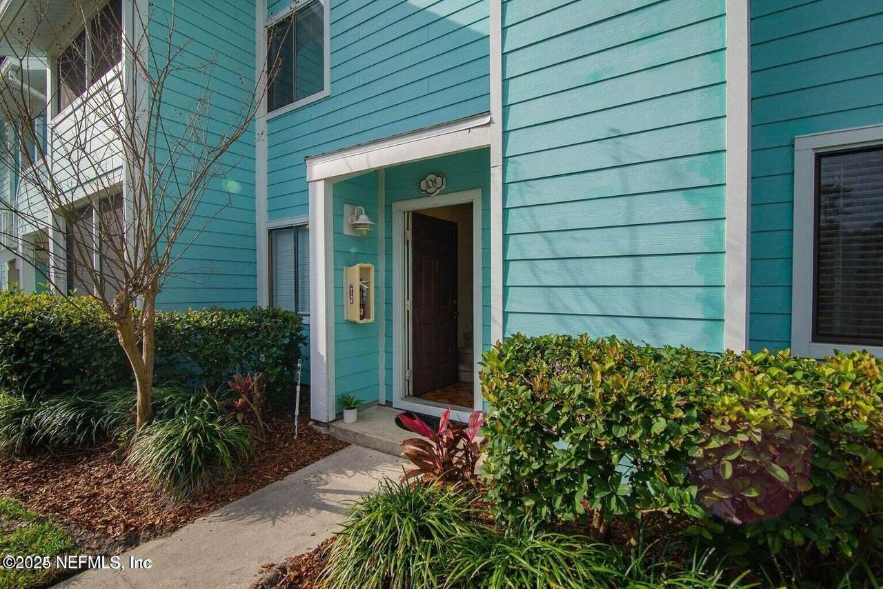 100 Fairway Park Boulevard - Photo 1