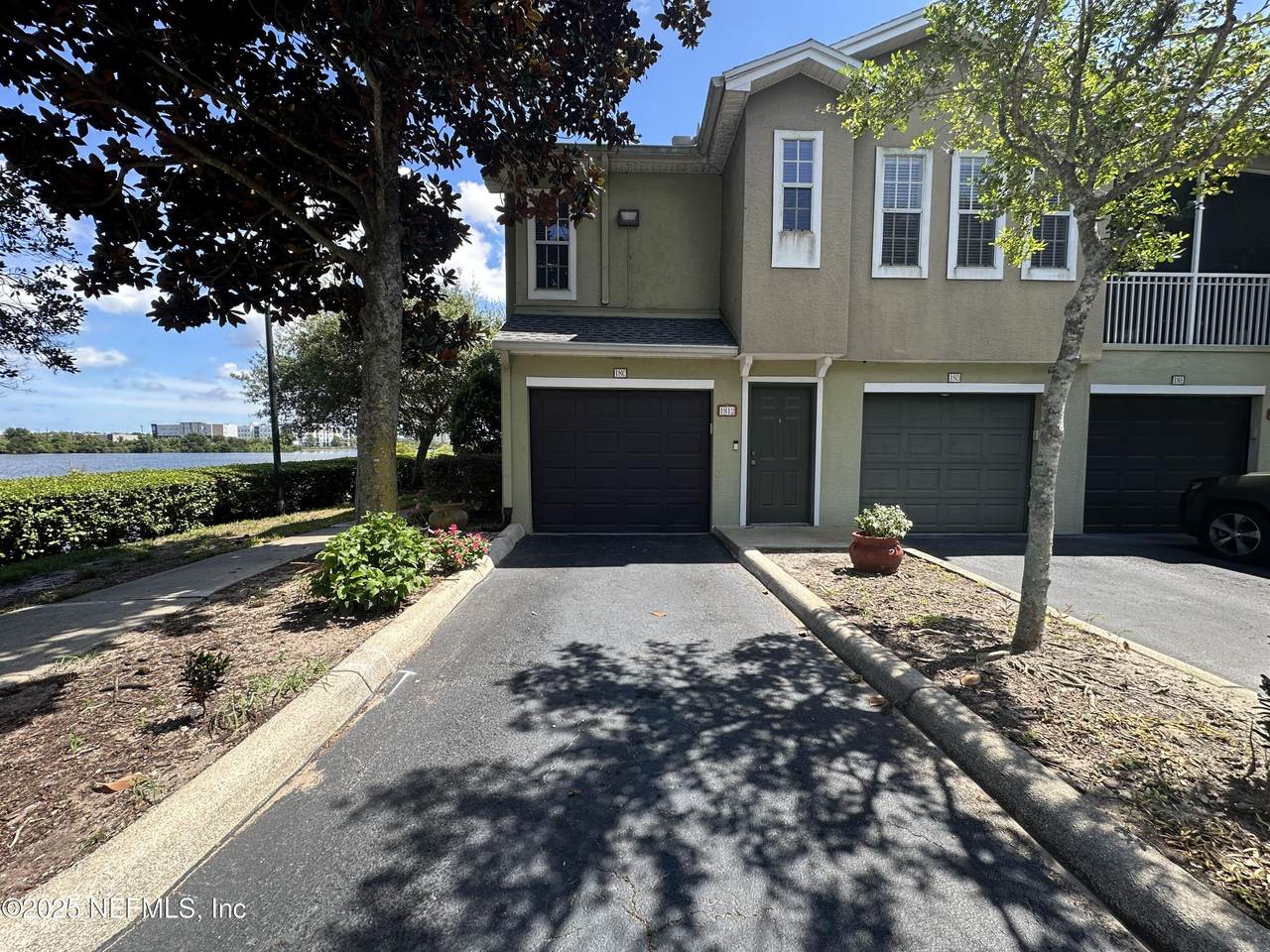 10075 Gate Parkway - Photo 1