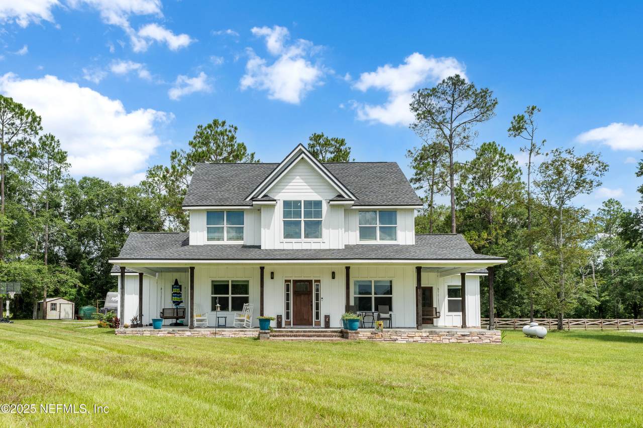 15971 64TH Street - Photo 1