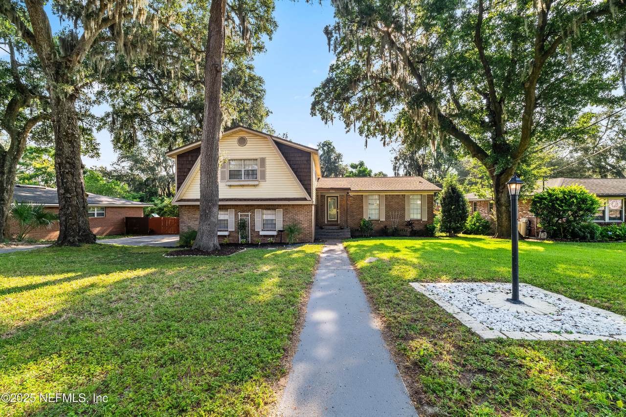 4061 Heath Road - Photo 1