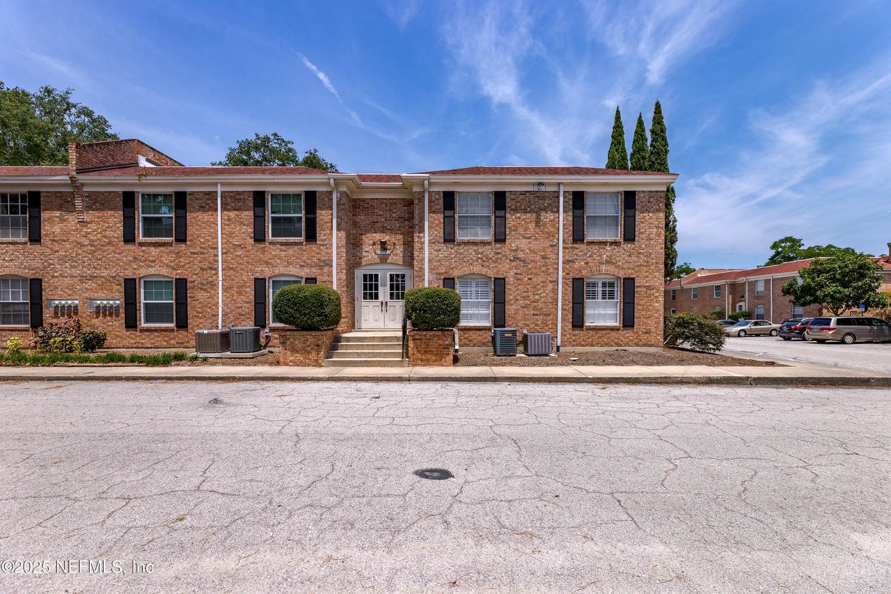 5201 Atlantic Boulevard - Photo 1