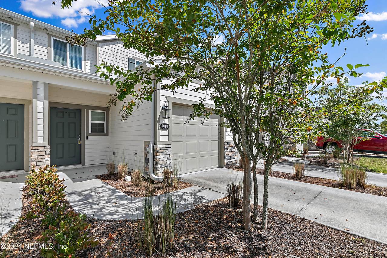 7919 Merchants Way - Photo 1