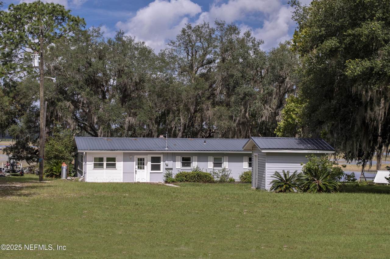 5557 County Road 352 - Photo 1