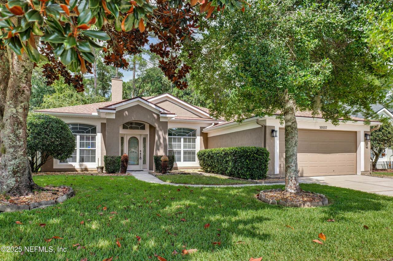10557 Roundwood Glen Court - Photo 1