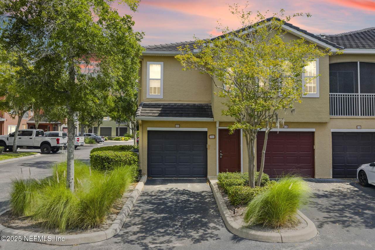 10075 Gate Parkway - Photo 1