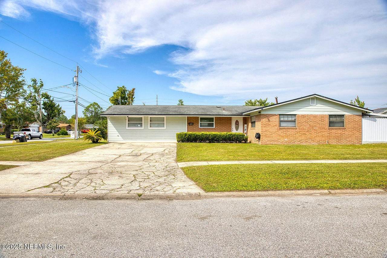 5707 Bender Court - Photo 1