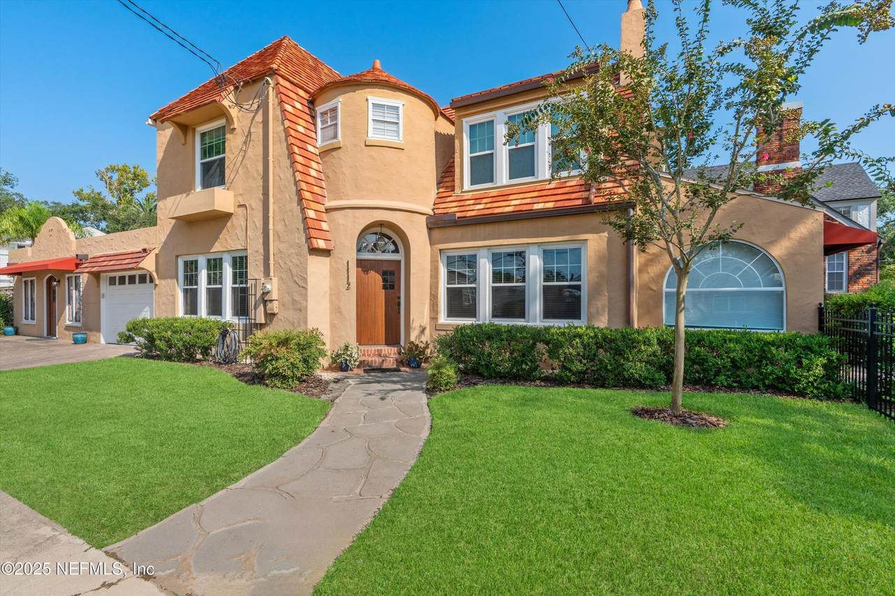 1112 Colombo Street - Photo 1