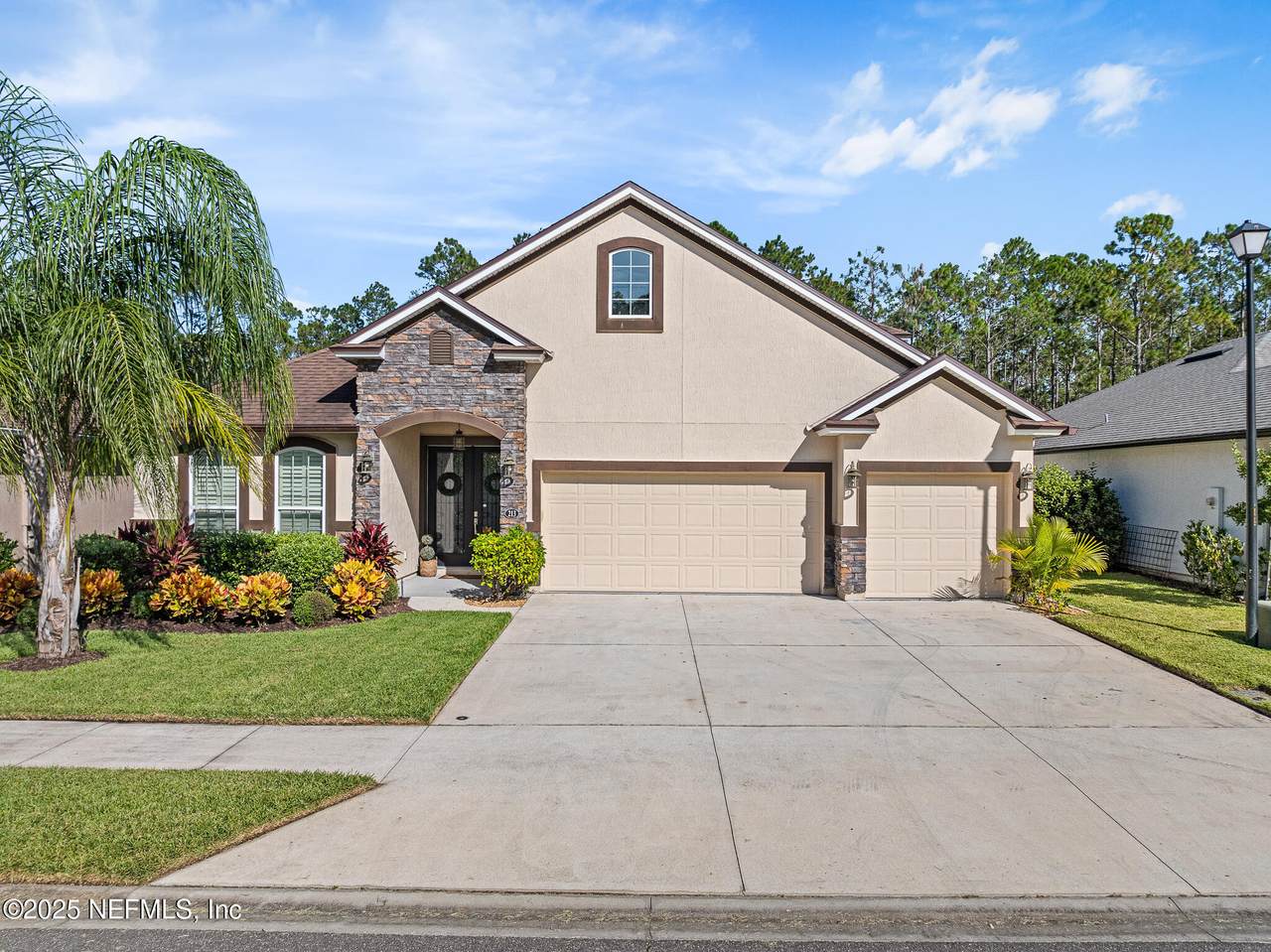 213 Coopers Hawk Way - Photo 1
