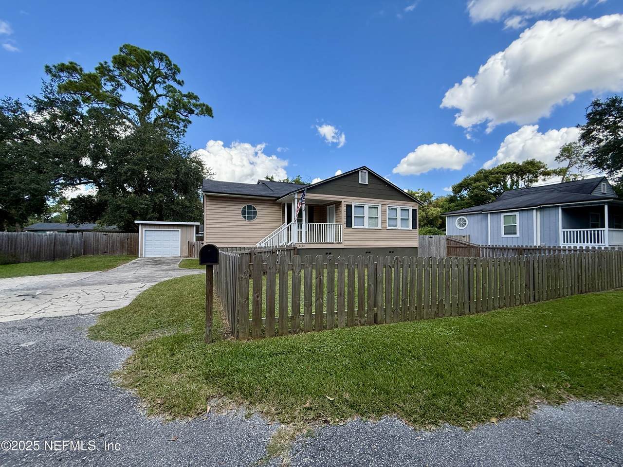 2165 Sheridan Street - Photo 1