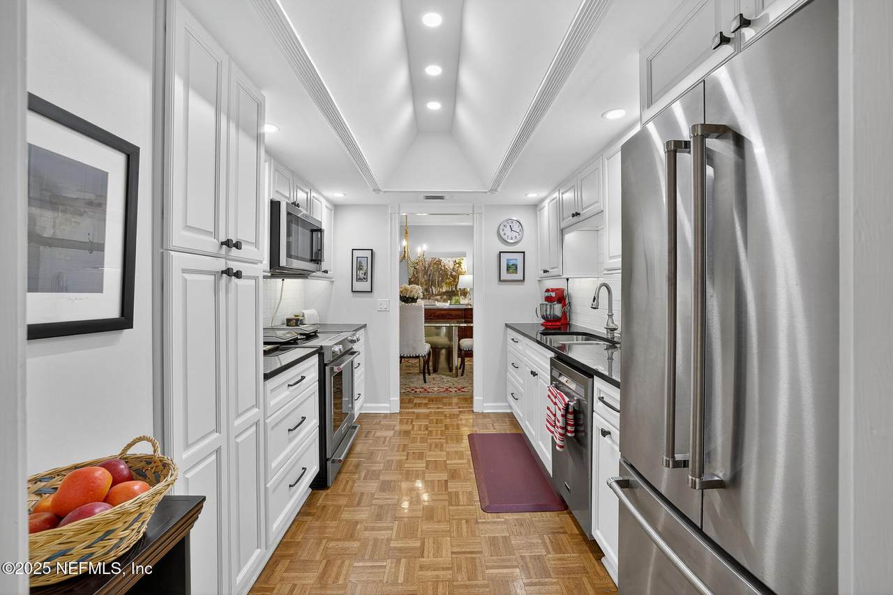 2970 St Johns Avenue - Photo 1