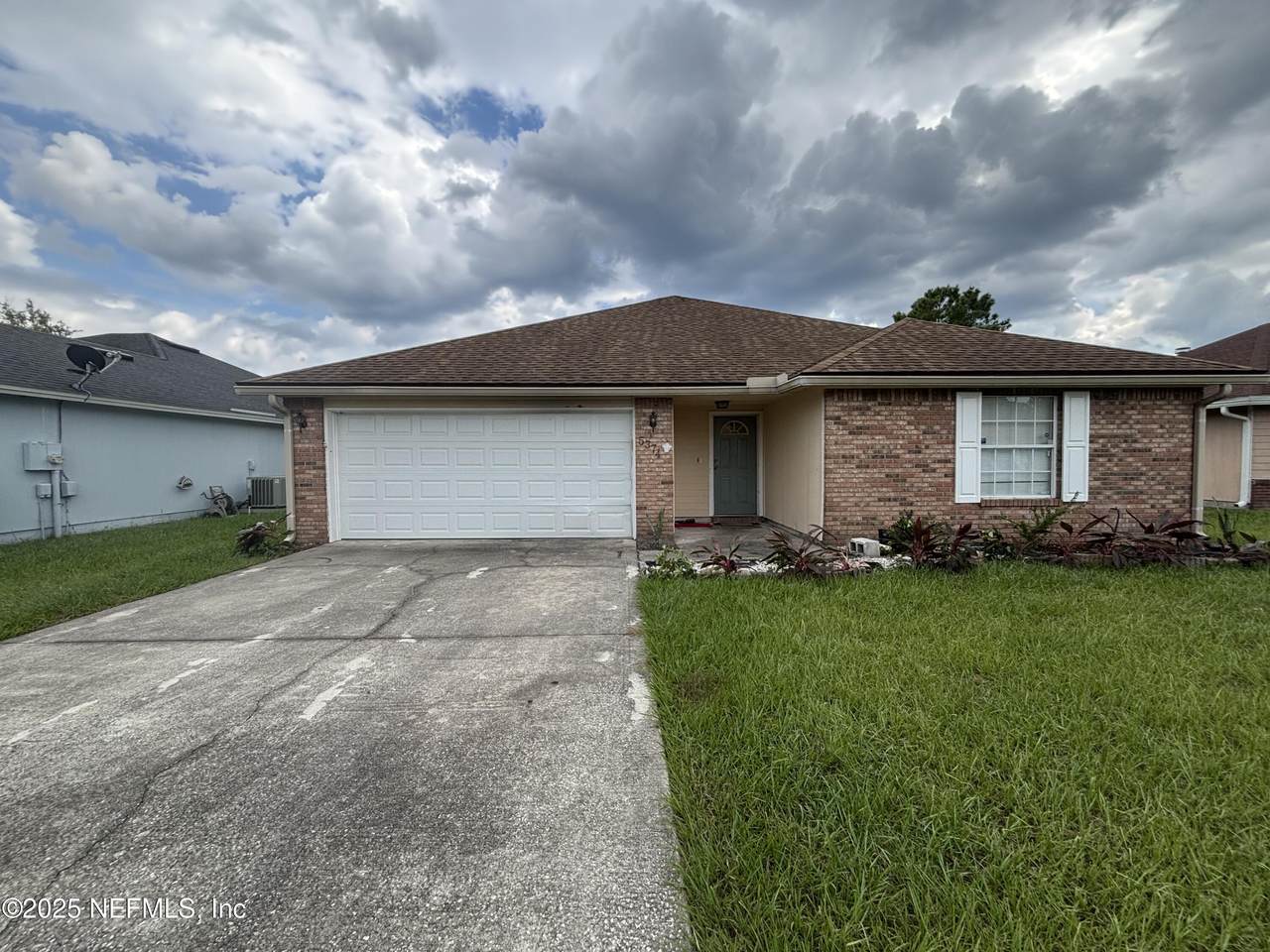5374 Lacy Jane Way - Photo 1