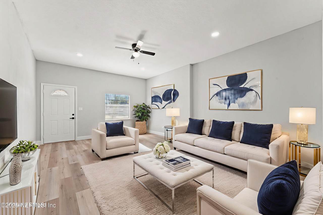 6144 Fordham Circle - Photo 1