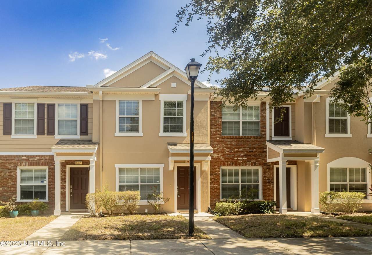 8087 Summerside Circle - Photo 1