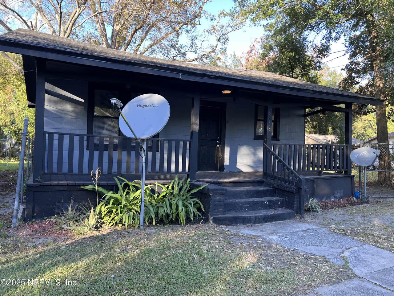 2953 Spencer Street - Photo 1