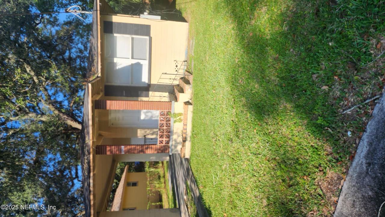 2128 Lambert Street - Photo 1