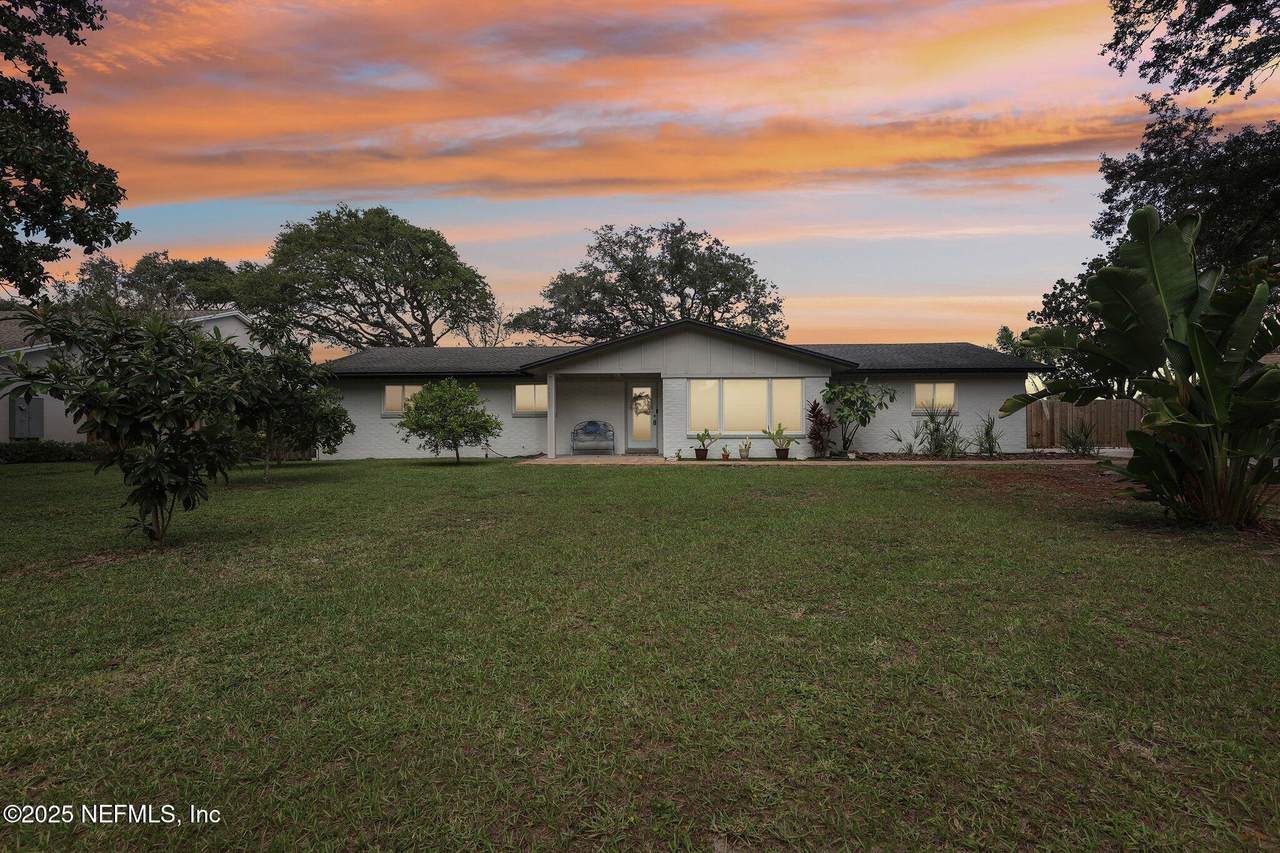 21 Fairway Lane - Photo 1