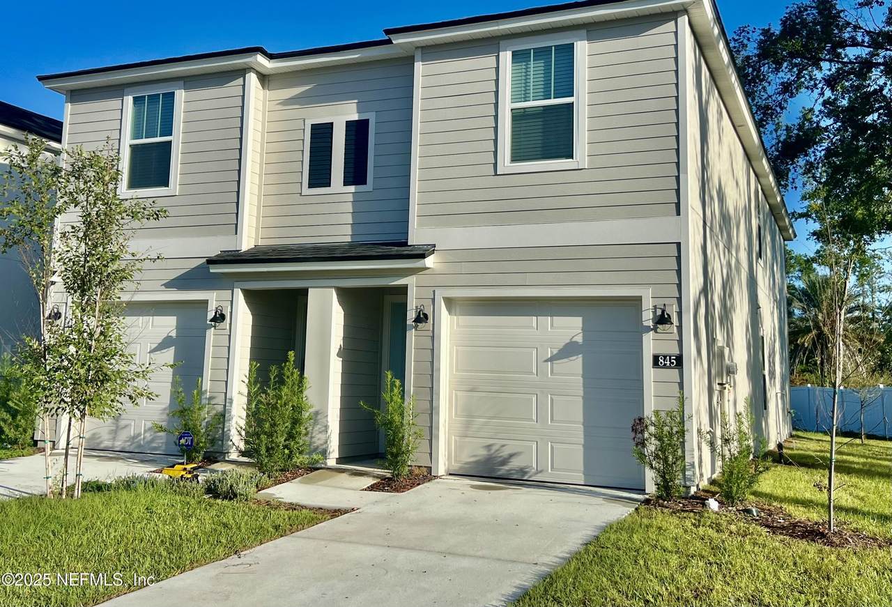 845 Hartshill Place - Photo 1