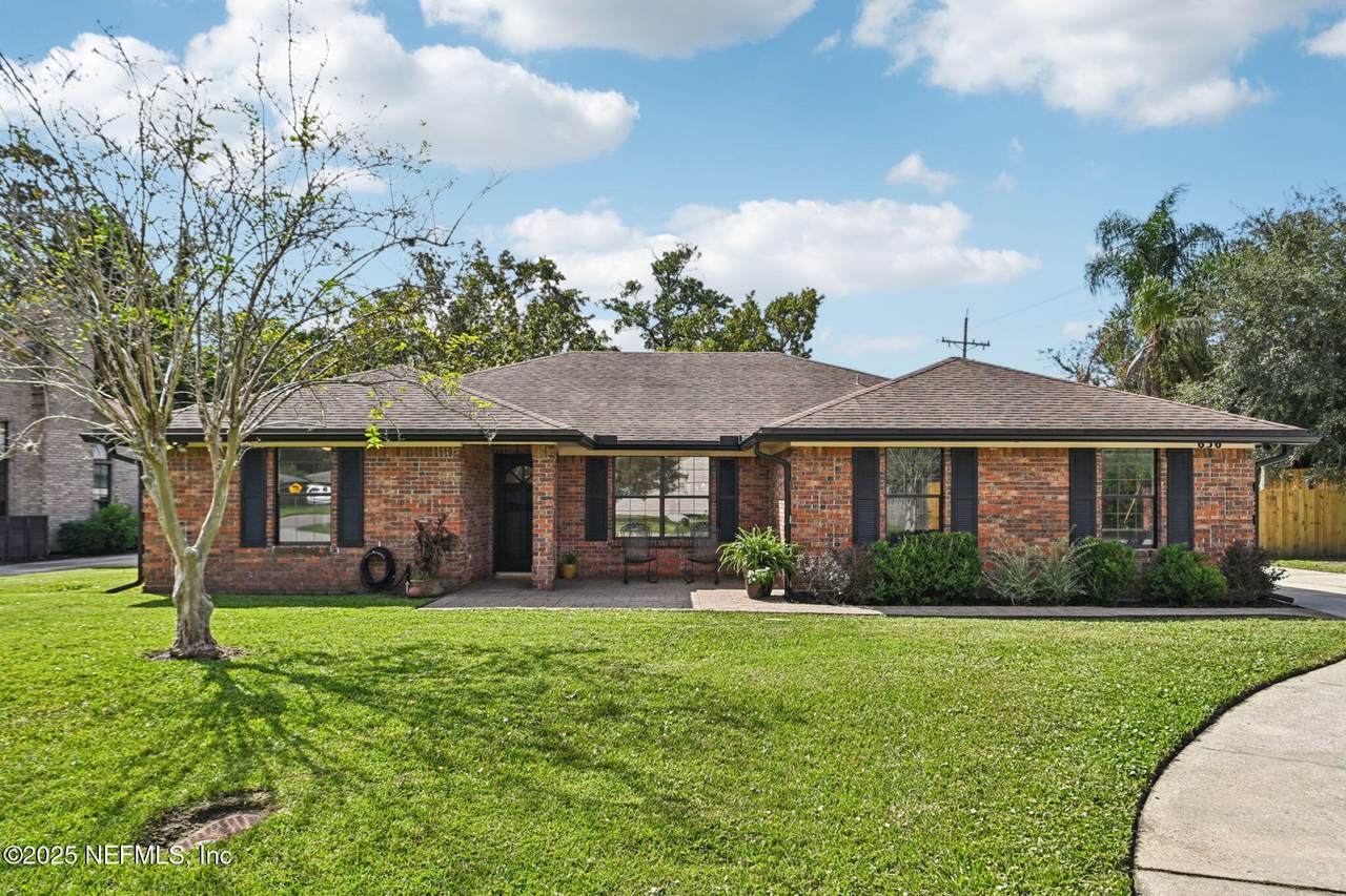 636 Los Palmas Drive - Photo 1