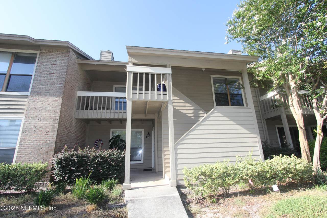 10200 Belle Rive Blvd - Photo 1