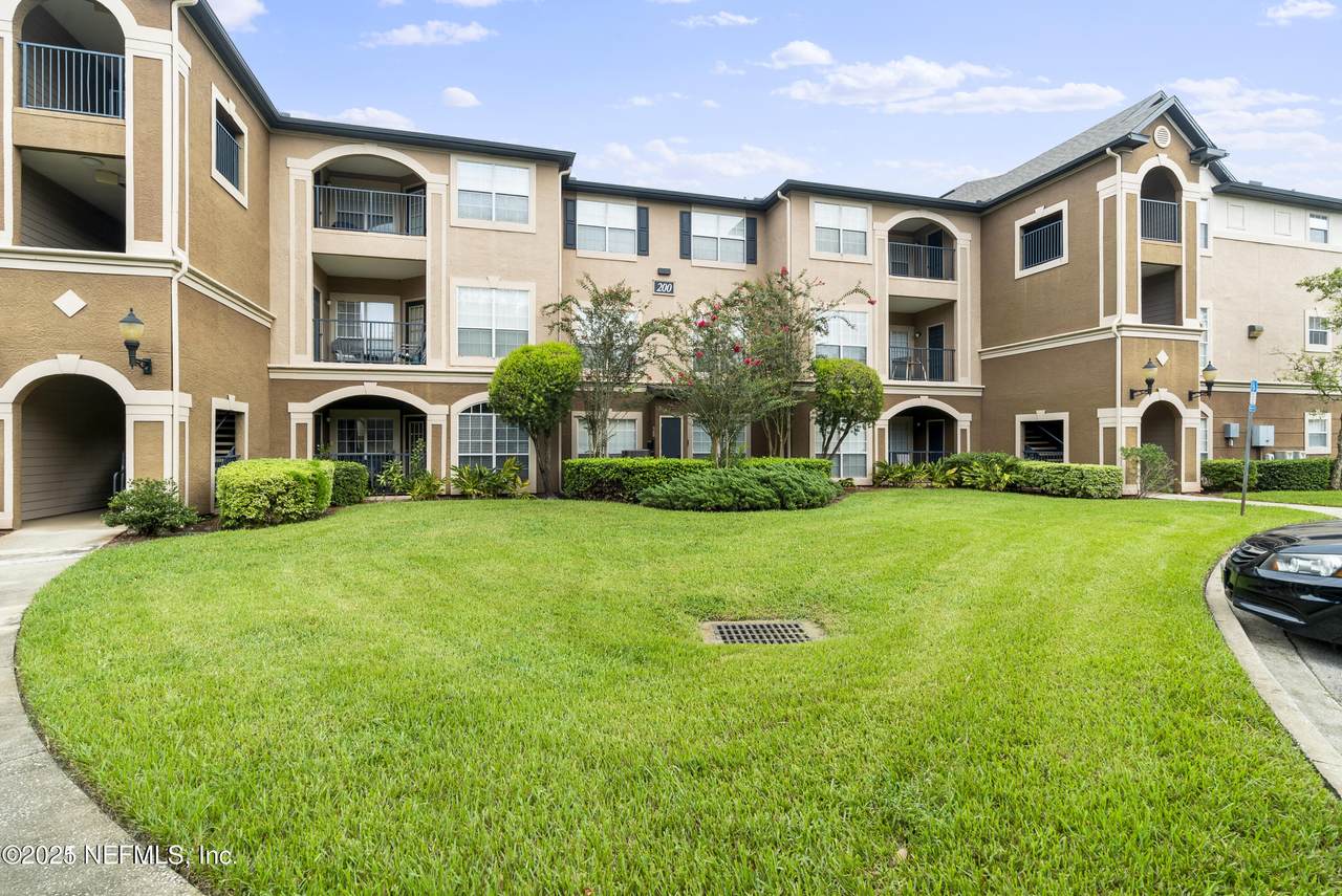 10961 Burnt Mill Road - Photo 1