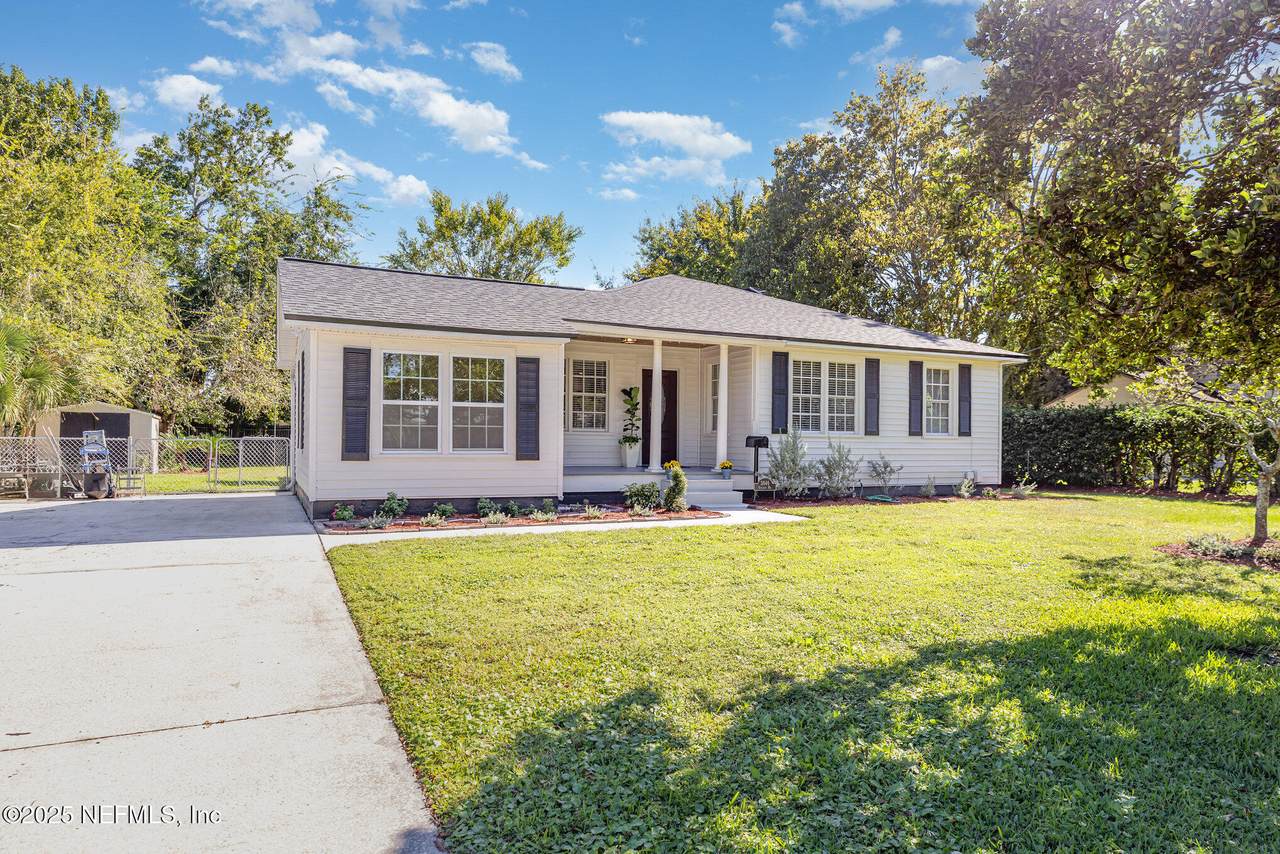 3846 Galicia Road - Photo 1