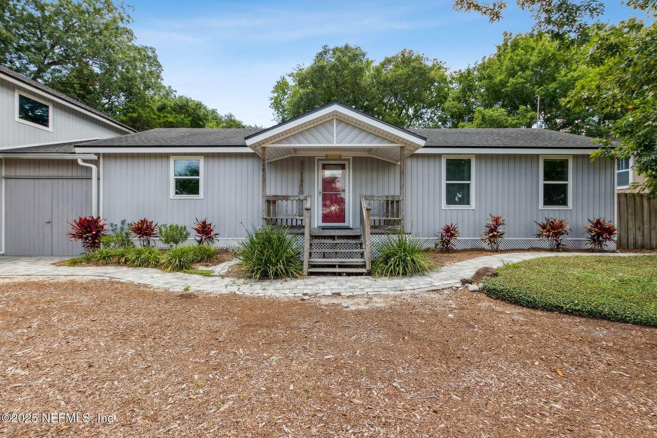 412 Escambia Street - Photo 1