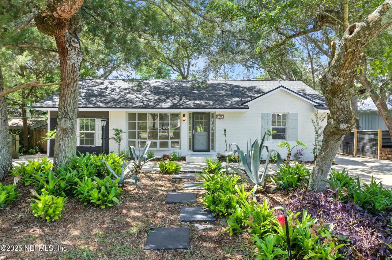 5315 Shore Drive - Photo 1