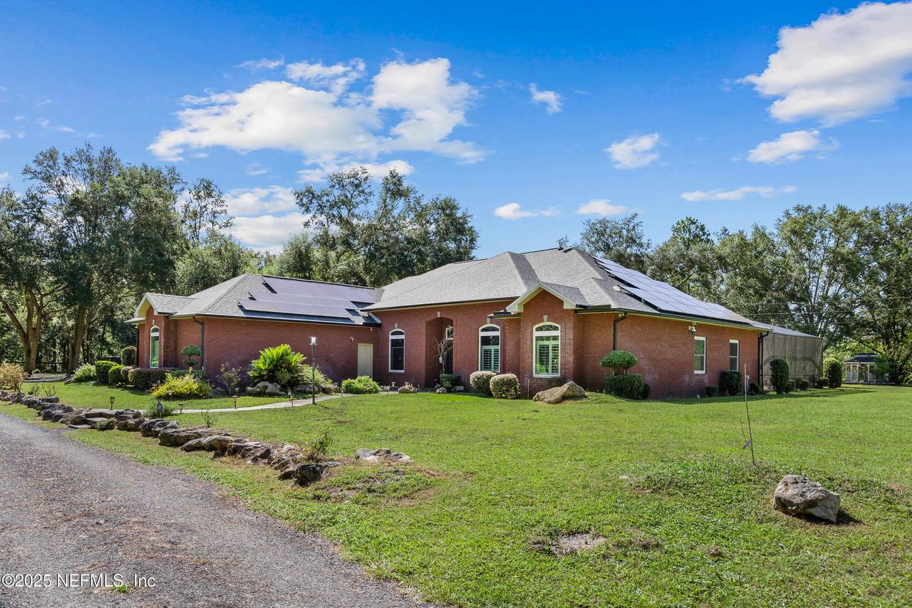 16536 76TH Street - Photo 1