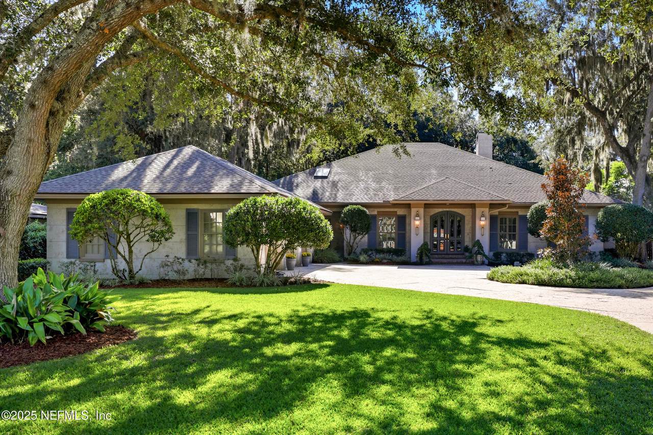 2732 Beauclerc Road - Photo 1