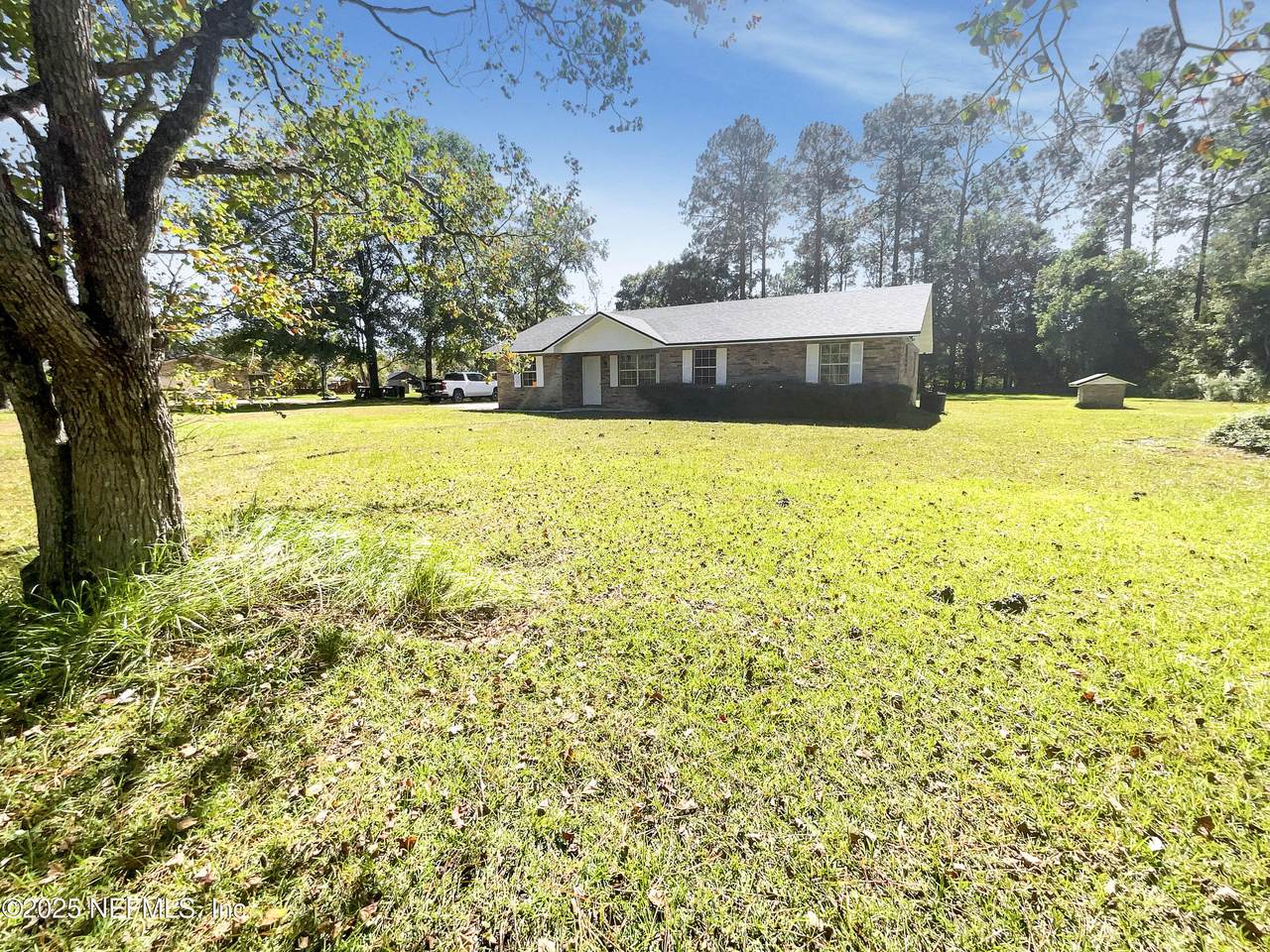 44277 Woodland Circle - Photo 1