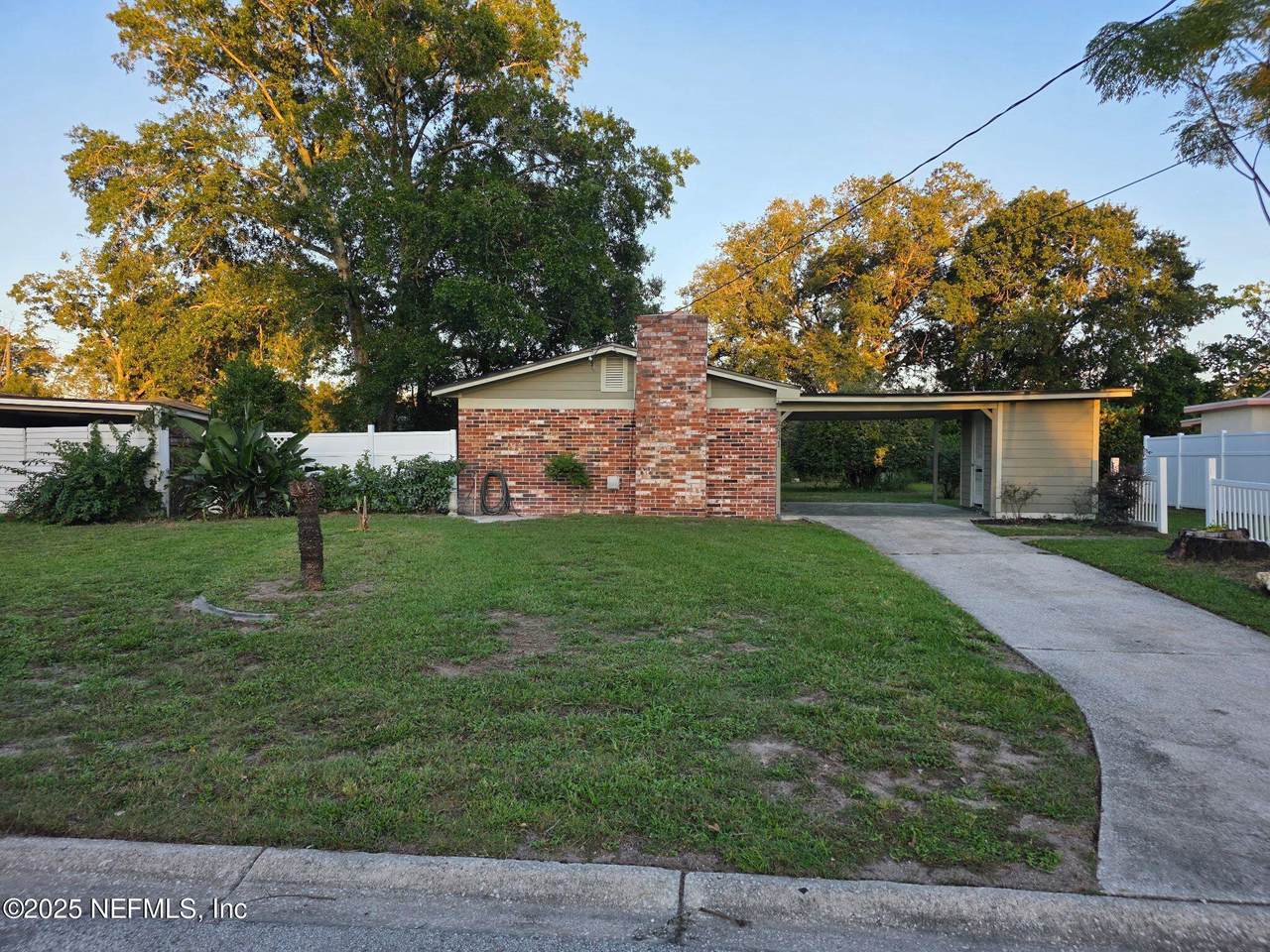 2841 Daffodil Circle - Photo 1