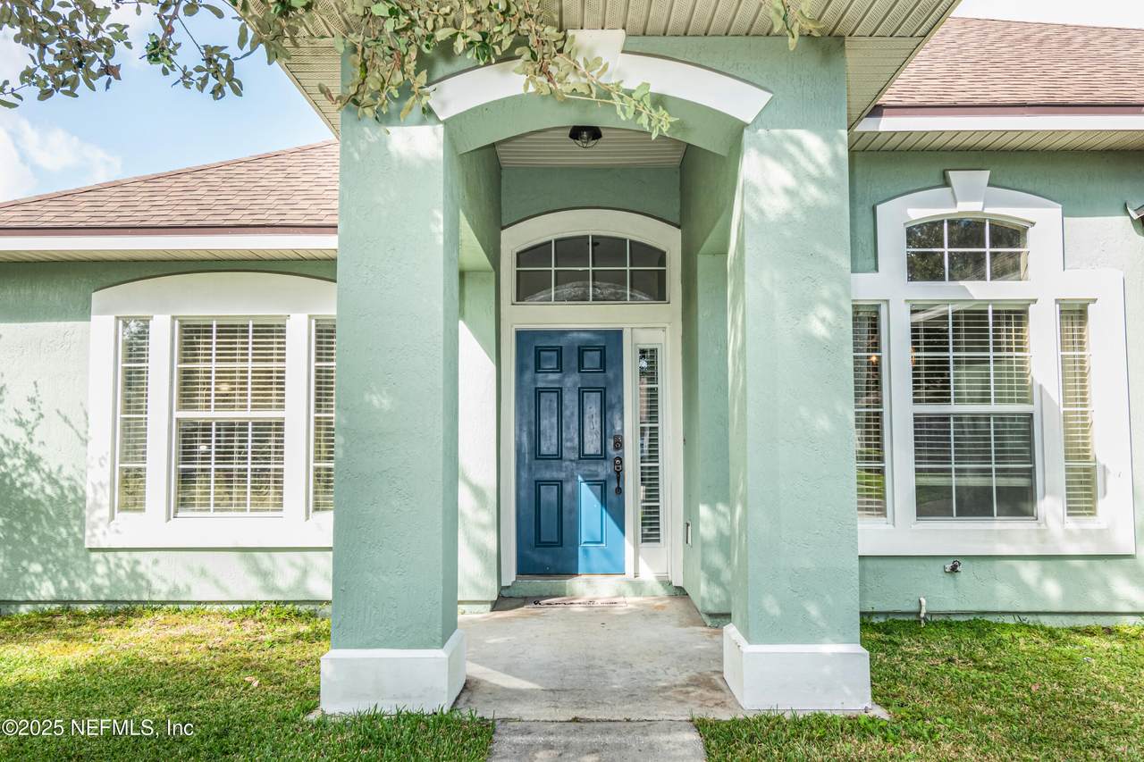 11760 Huckleberry Trail - Photo 1