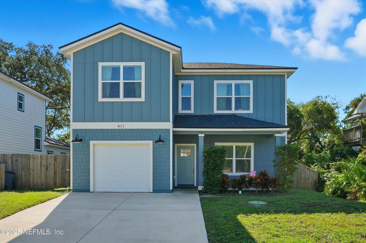 411 Fifteenth Street - Photo 1