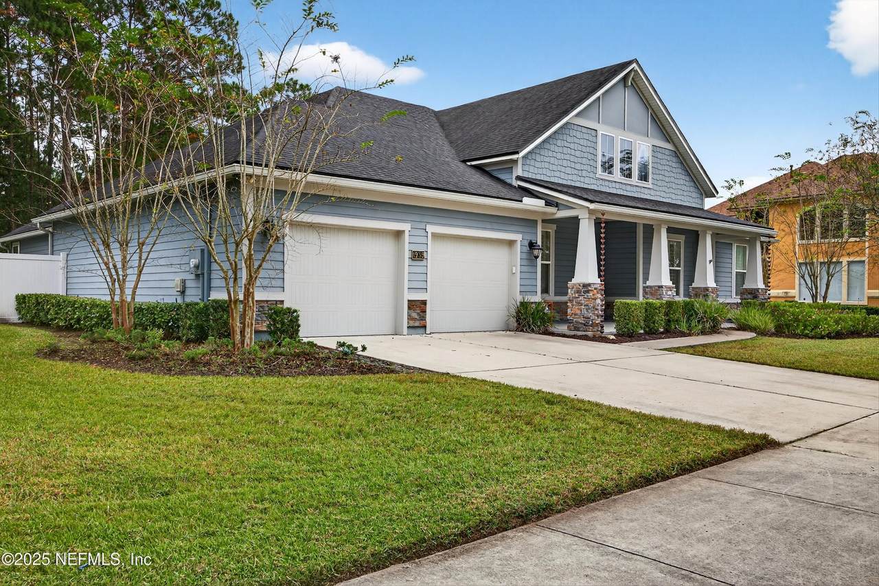 1939 Eagles Point Drive - Photo 1