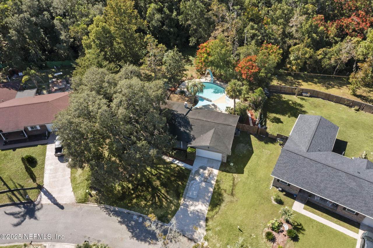 2580 Aquarius Road - Photo 1