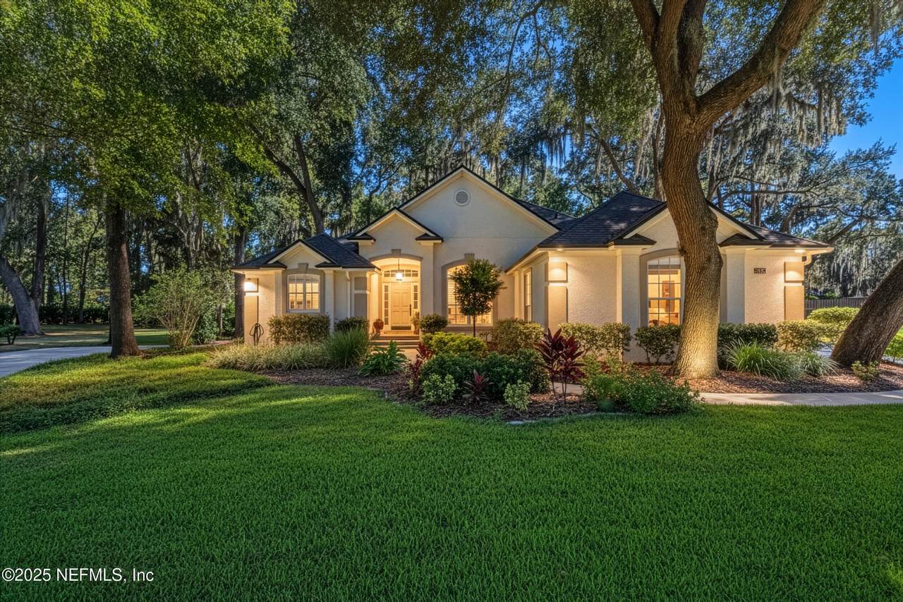 557 Feather Oaks Court - Photo 1