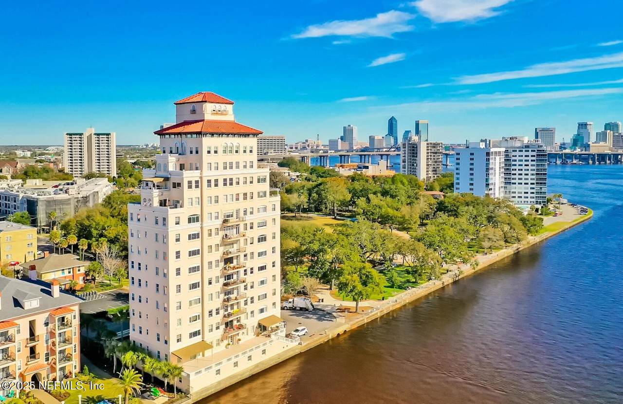 1846 Margaret Street - Photo 1