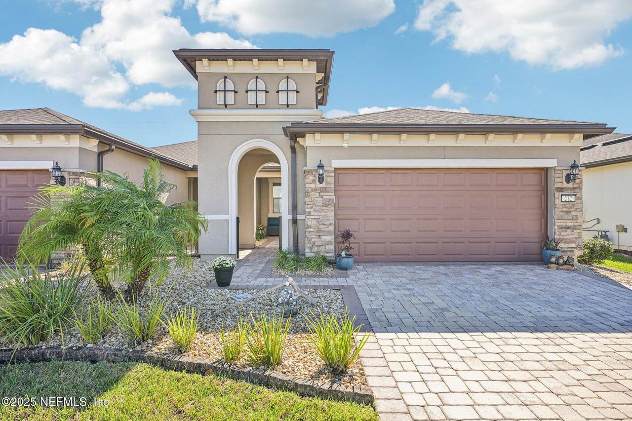 212 Rock Spg Lp - Photo 1