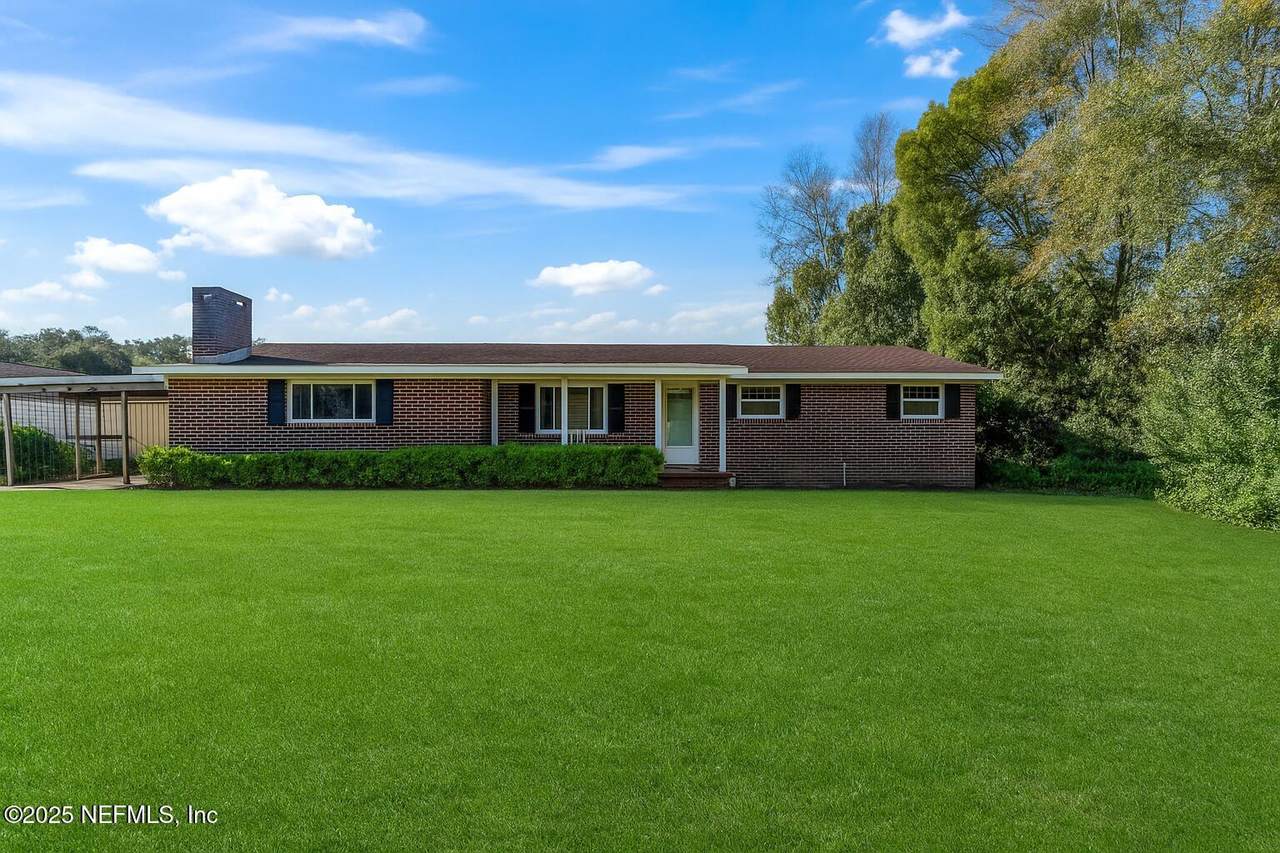 2113 State Road 16 - Photo 1