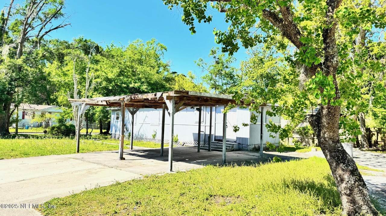 2105 Meharry Ave Avenue - Photo 1